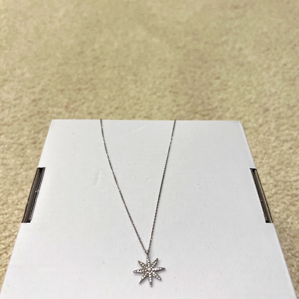 Lucky Eyes London Sun Silver Necklace